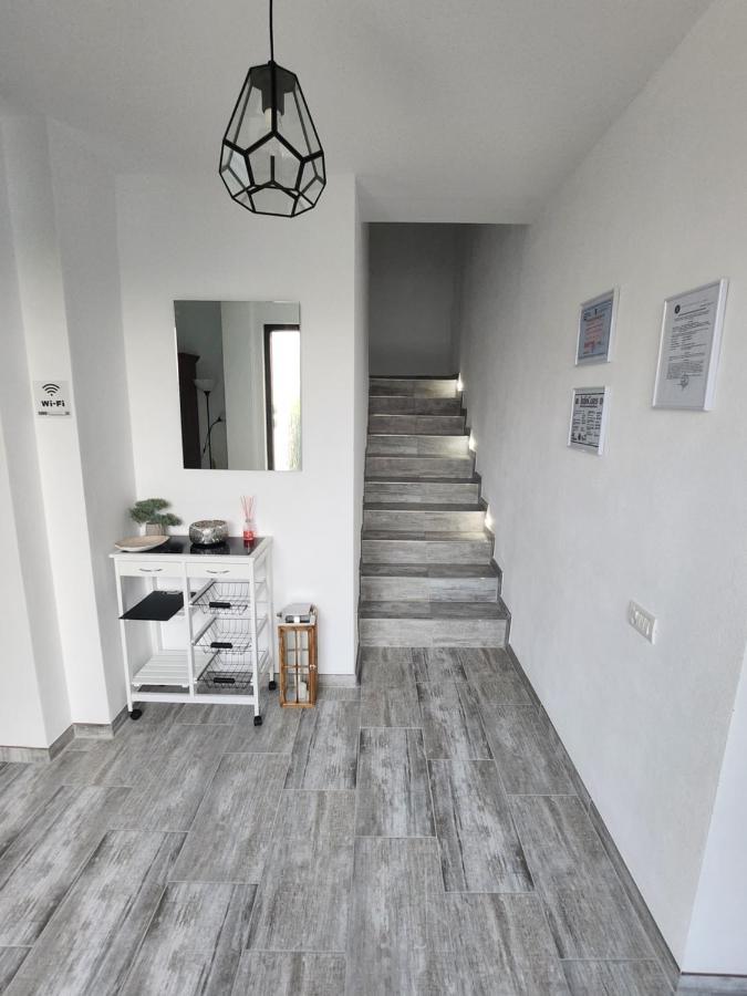 Armina'S Residence 2 Dumbravita  Экстерьер фото